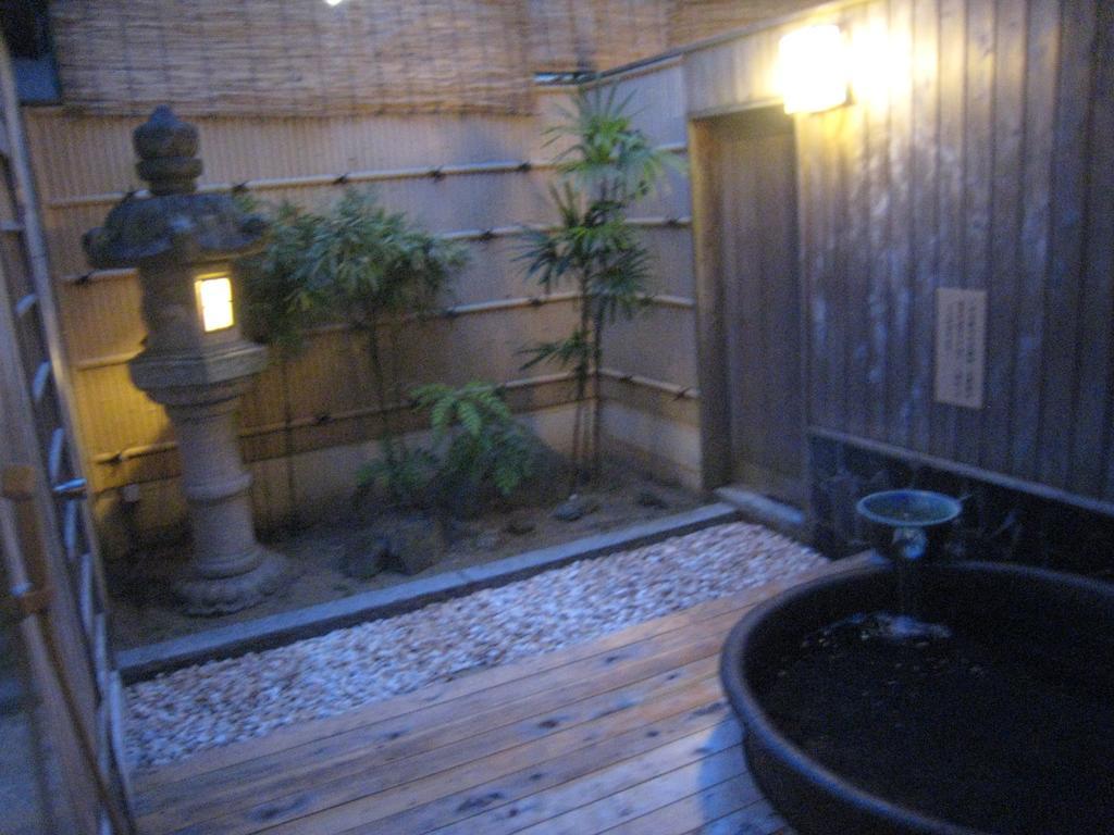 Utsumionsen Ichizu Hotel Aichi Екстериор снимка