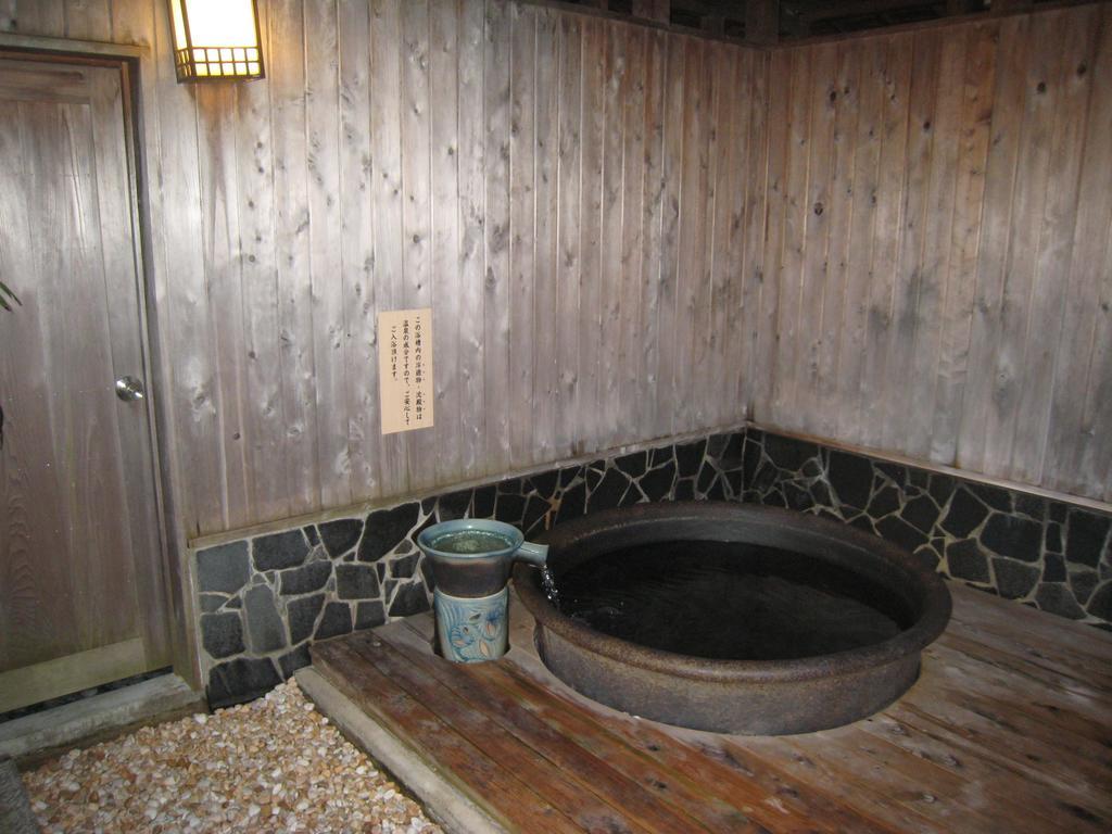 Utsumionsen Ichizu Hotel Aichi Екстериор снимка